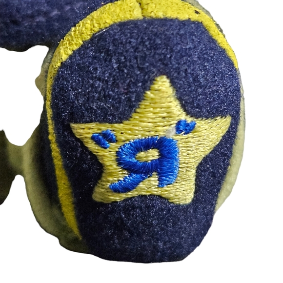 Vintage Geoffrey Giraffe Toys R Us Sitting Plush 6.5" Embroidered Logo Rare - Picture 6 of 8